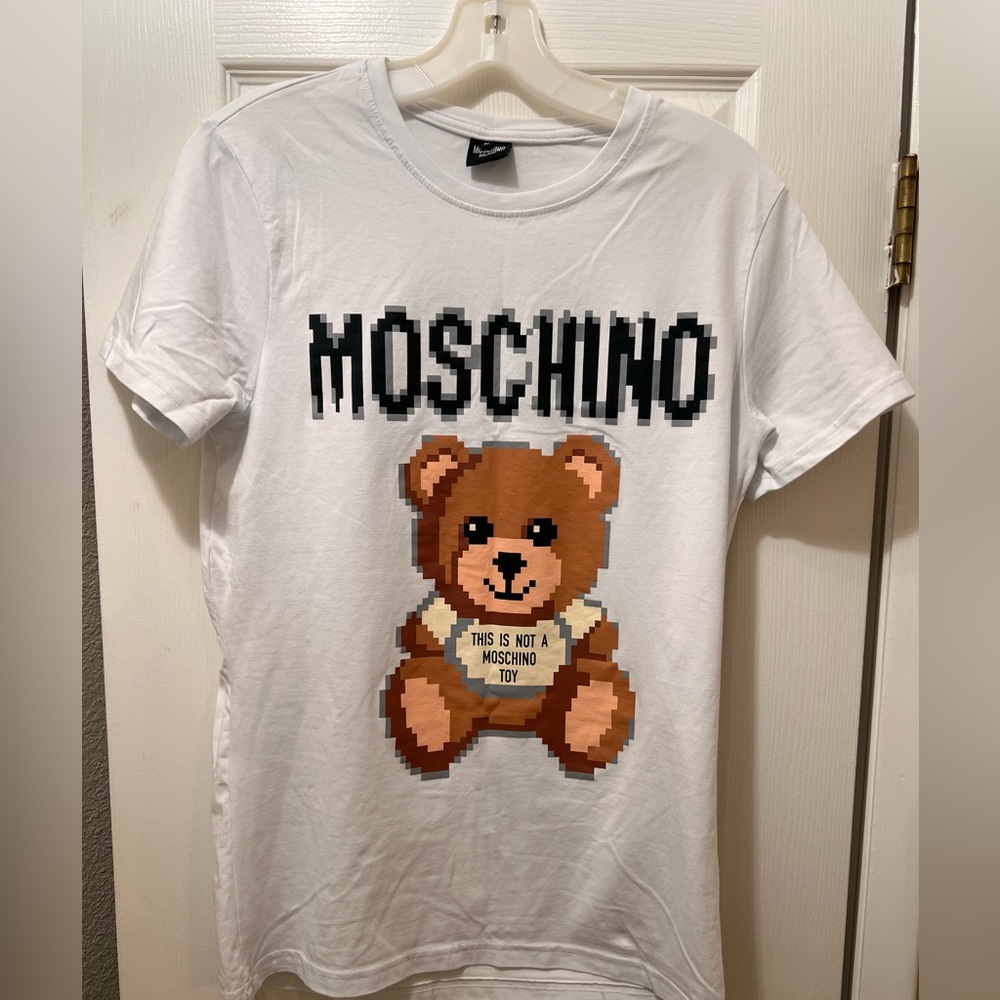 Women’s Moschino Teddy Bear Tshirt Size Medium